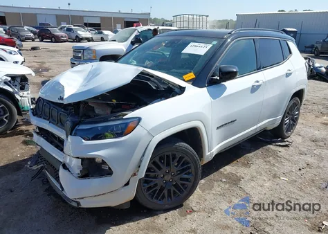 2022 Jeep Compass High Altitude 4X4 из США, поврежденный, VIN 3C4NJDCBXNT111334